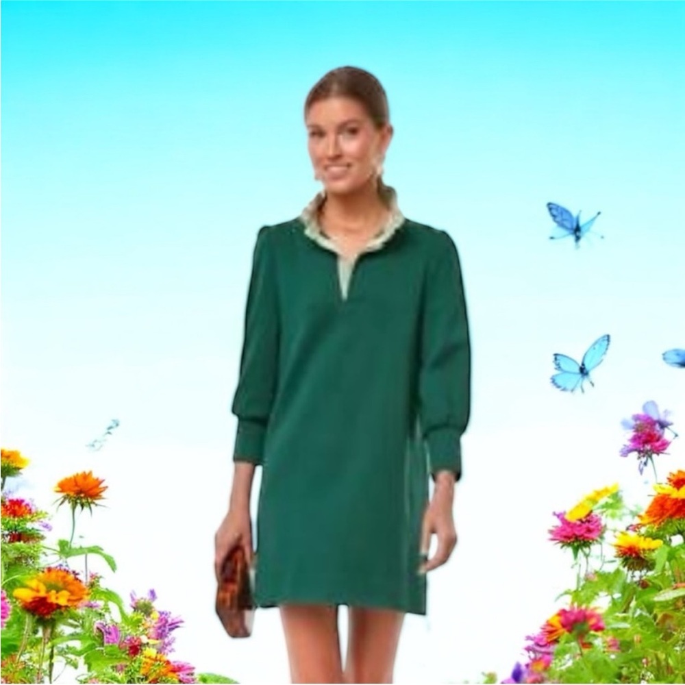 Pomander Place Forest Green Shift Dress with Cream Collar